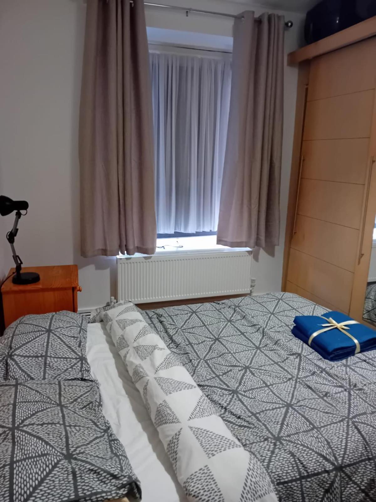Super Streatham Room Лондон Екстериор снимка